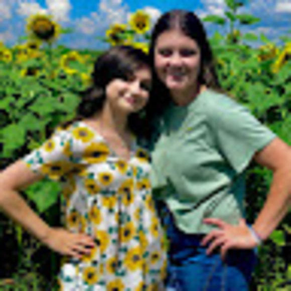 Meet your Posher, Cassidy - Picture 1 of 1